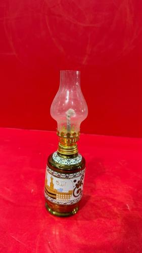 سراج يحمل صورة الكعبة