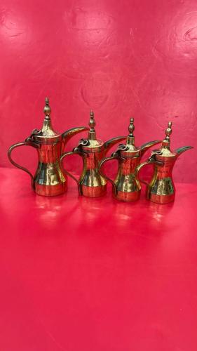 طقم دلال قريشيه ختمهم واحد