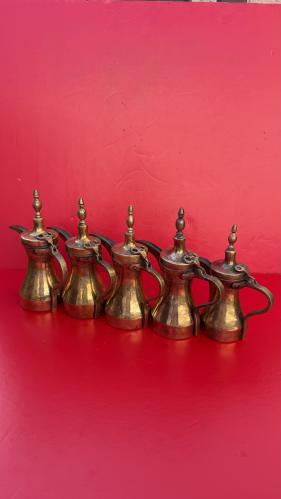 Set of 5 Quraish-style dallahs with Ibrahim Yildan...