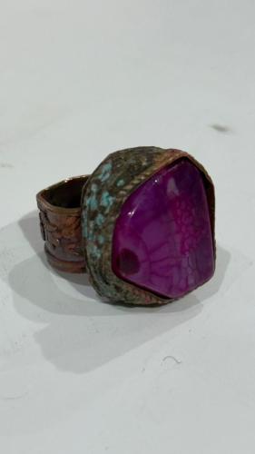 خاتم قديم الفص حجم كبير