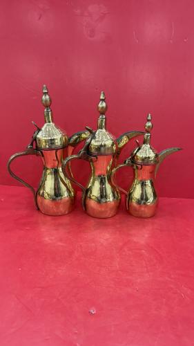 طقم دلال عدنان قصار