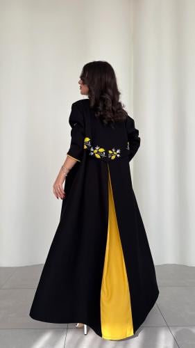 سماء اصفر