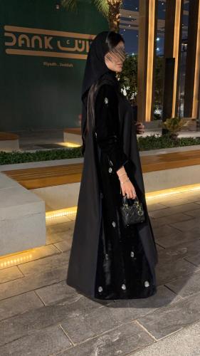 عبايه قمر
