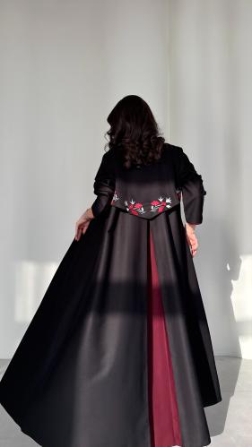 سماء برغندي