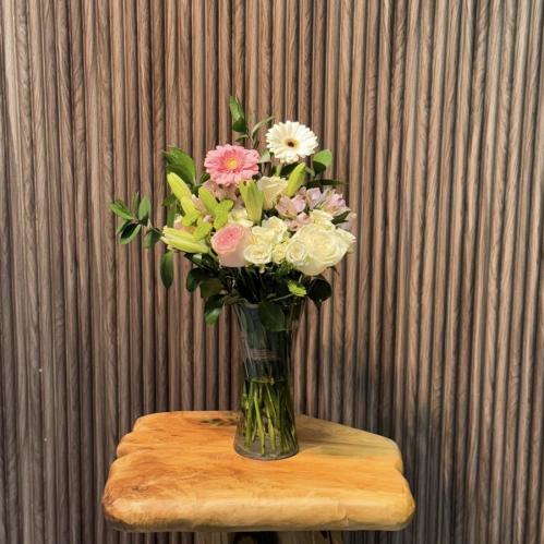 ابتسامه رقيقه