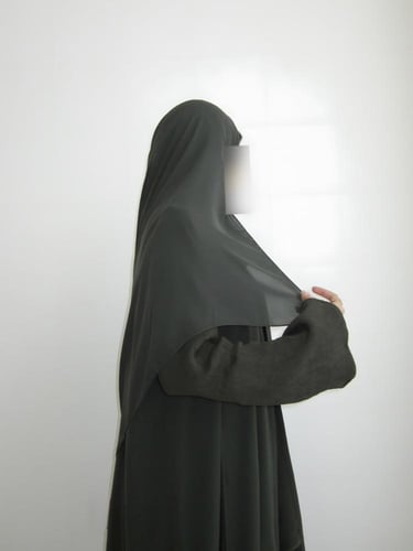 Green Charm Abaya