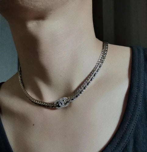 عقد شانيل a11