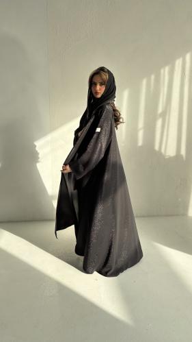 عباية نص كلوش لمعه " black Aura”