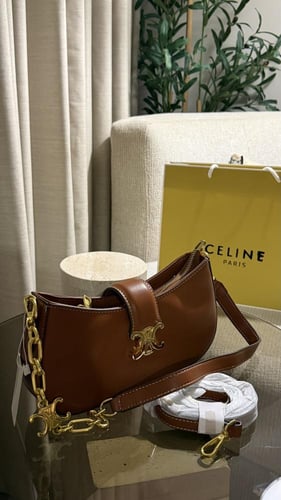 شنطة سيلينا بني