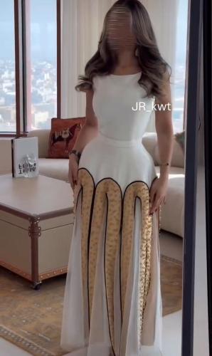 فستان عواطف