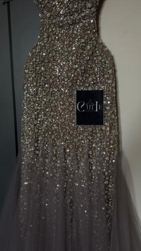 C877