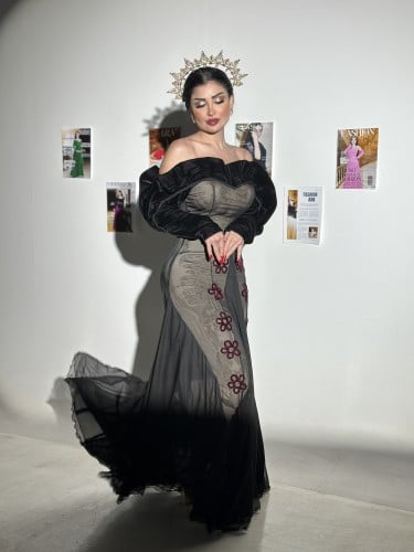 فستان اسود بيج