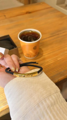 اسورة تخرج بالاسم حسب الطلب