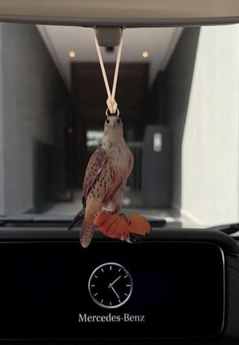 تعليقة اكريلك برسمة حسب الطلب