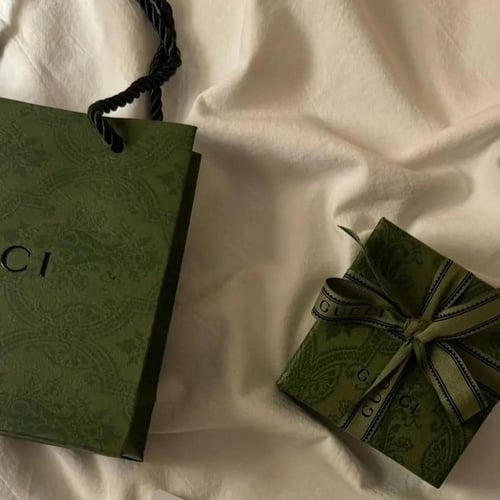 طقم سلسال وحلق قوتشي