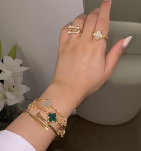 بكج 3 اساور فاخرة