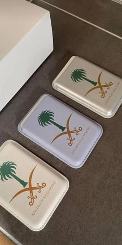 محفظة جوال سيفين ونخلة