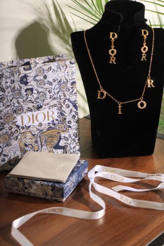 طقم سلسال و حلق Dior