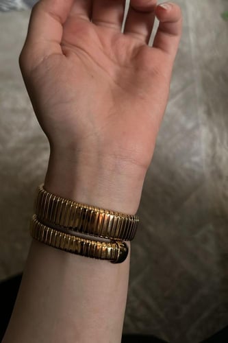 ساعة الهبة الفاخرة