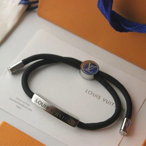 سوار لويس فيتون