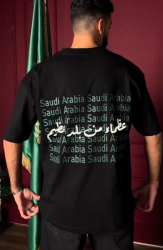 تيشرت عظماء من بلد عظيم