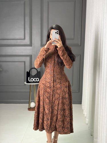 فستان ناعم وراقي من لوكا