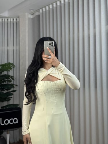 فستان ناعم بلون صيفي مميز