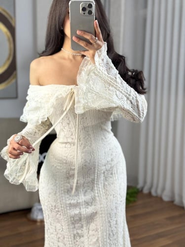 فستان ناعم اوف وايت مناسب للعيد والسهره