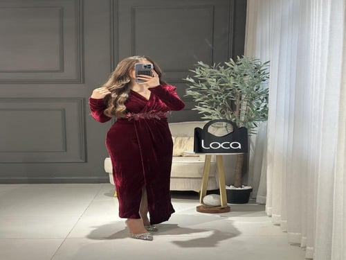 فستان مخمل بثلاثه الوان