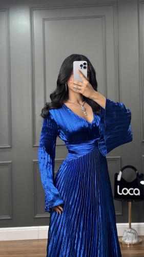 فستان مميز من التفته الناعم وبكسرات بيليسيه من لوك...