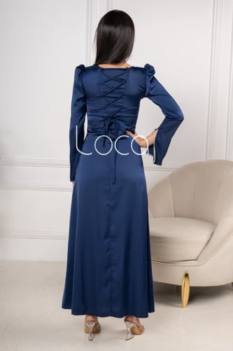 فستان ناعم بأكمام طويلة