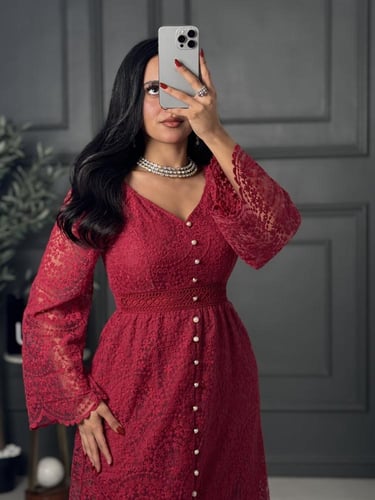 فستان ناعم من لوكا