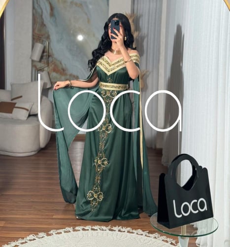 جلابيه بالون الأخضر والذهبي بتطريز