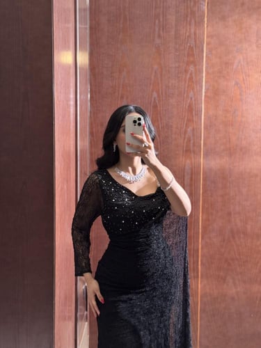 فستان ناعم من لوكا مع شال