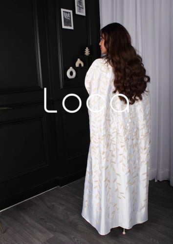 جلابيه قطعتين أنيقه باللون الأبيض