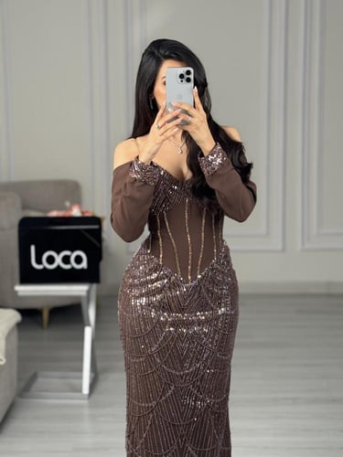 فستان كوفي شيك مطرز بكورسيه