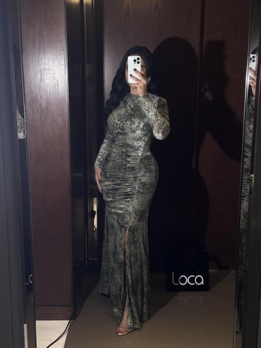 فستان سهرة طويل بأكمام طويلة راقي