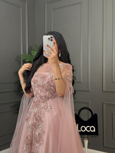 فستان سهره وردي بتطريز راقي جدا من لوكا فاشن