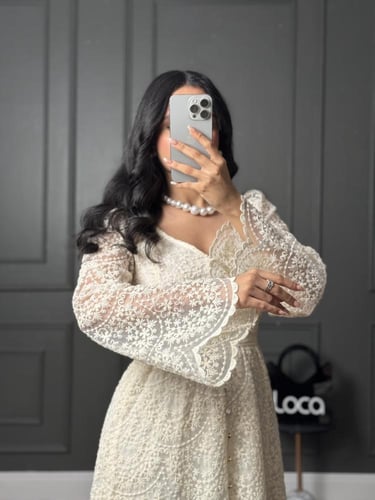 فستان بنقوش مميزه من براند لوكا فاشن