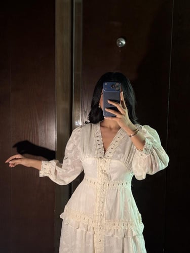 فستان ناعم يتصميم راقي