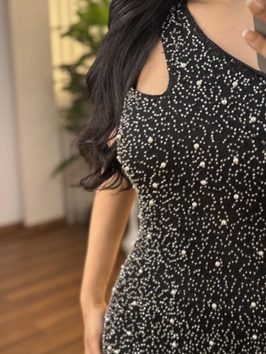 فستان سهره بلون مميز وتصميم جذاب