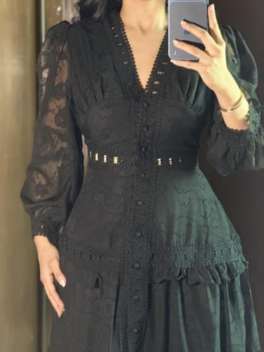 فستان ناعم يتصميم راقي