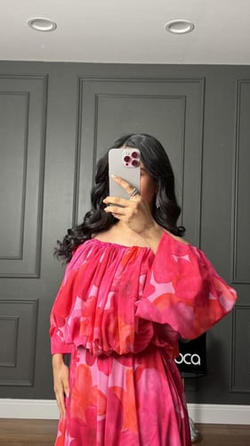 طقم ناعم بدرجات الفوشي (بدله +تنوره )