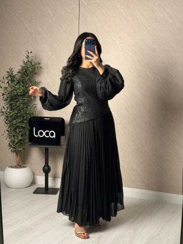 طقم ناعم وراقي بلون اسود