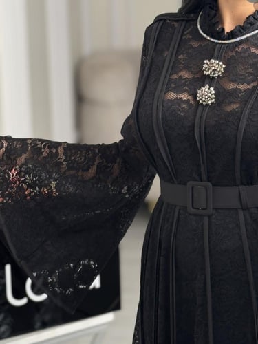 فستان سهره ناعم بلونين اسود وعودي