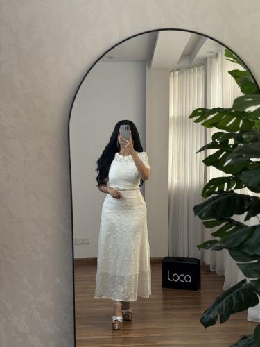 فستان اوف وايت