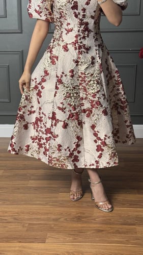 فستان ناعم مورد