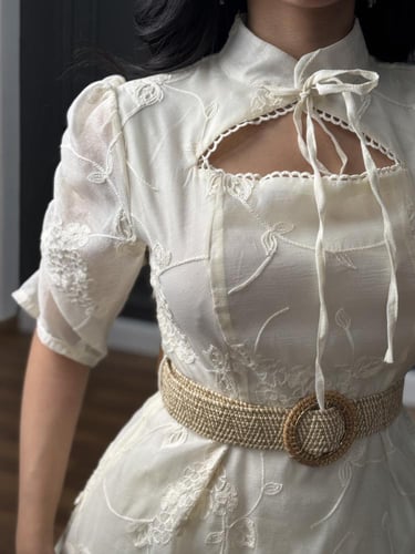 فستان بتصميم مميز من لوكا فاشن