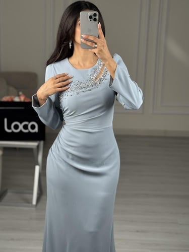 فستان سهره بلون السماء