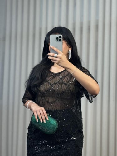 طقم سهره باللون الأسود